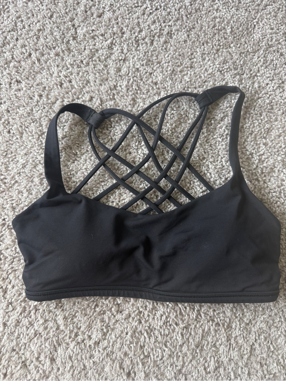 Lululemon Free to Be Wild 6 Black
